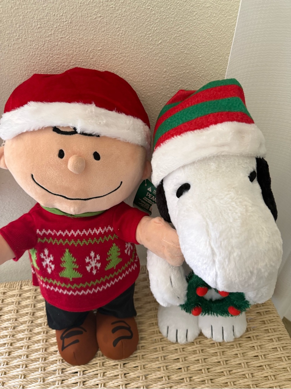 Peanuts Holiday Plush Duo in Red, Green, White, Brown